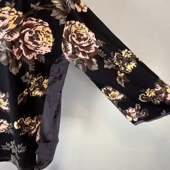 Little Journeys Chicago Womens Luna Top Shirt Size M Boho Floral Jersey Cotton - Picture 4 of 9